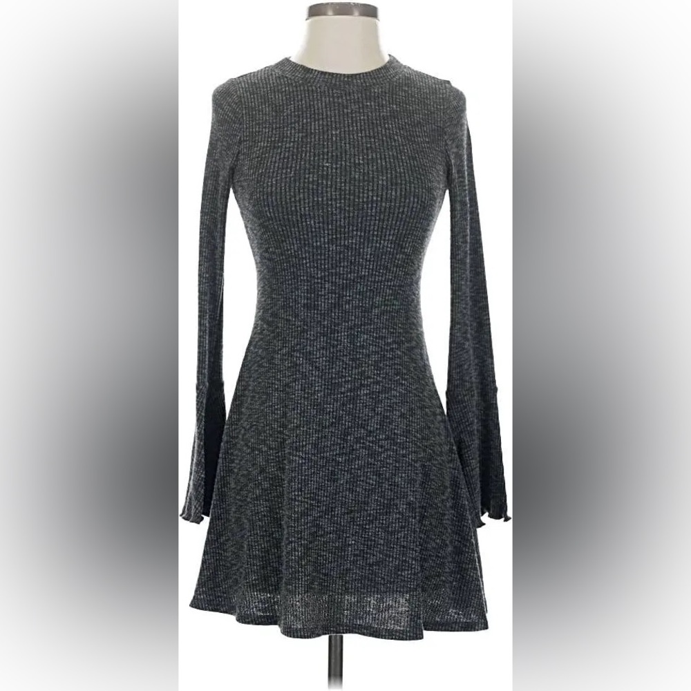 Abercrombie & Fitch Dark Gray Long Sleeve Top